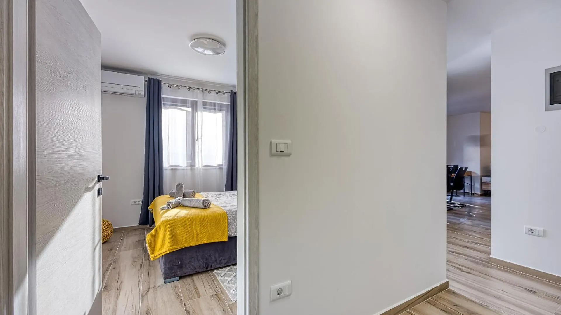 City Center Oasis - Private Parking Pula